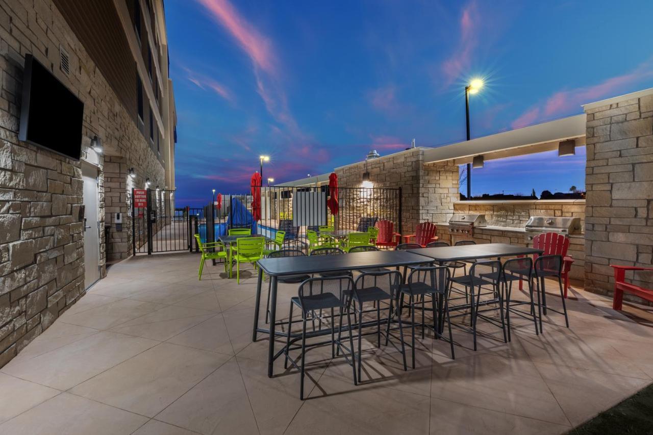 Home2 Suites By Hilton Midland East, Tx Exterior photo
